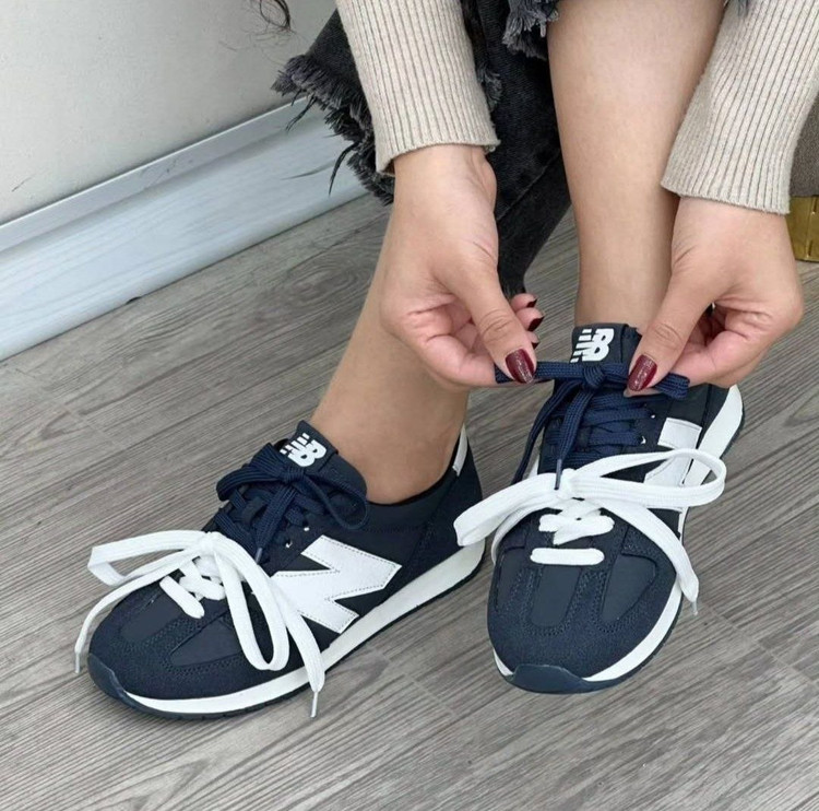 کتونی نیوبالانس ۴۷۱